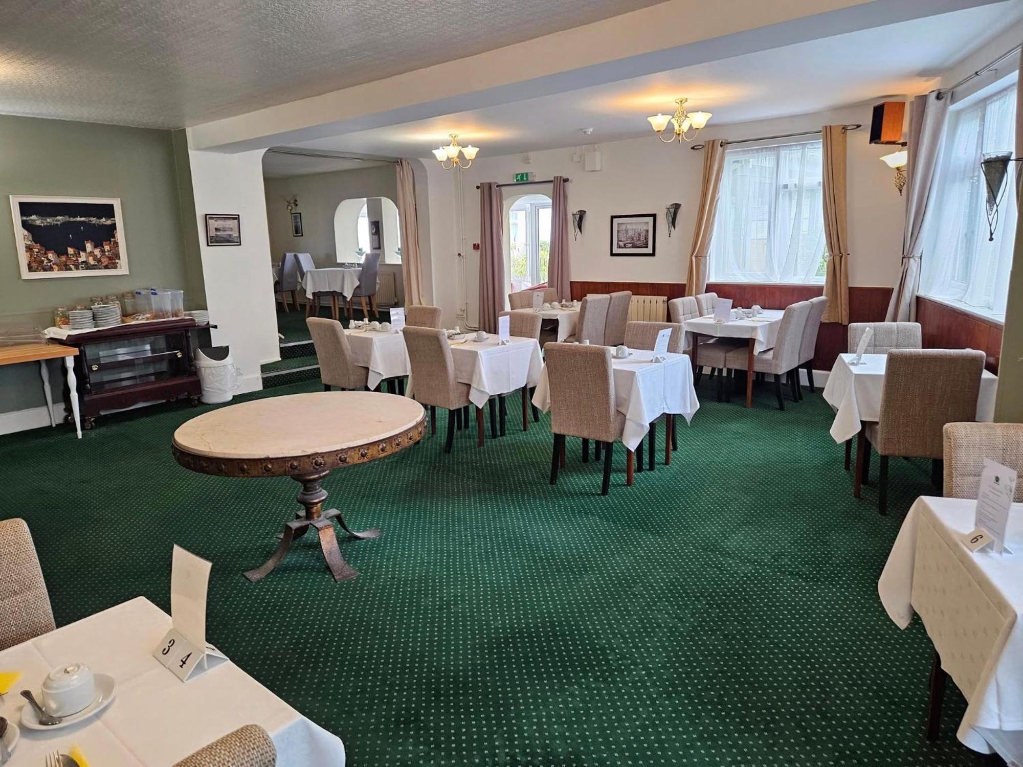 Le Chene Hotel Saint Peter Port Extérieur photo